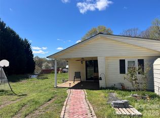 1021 Ebenezer Rd, Kannapolis, NC 28083