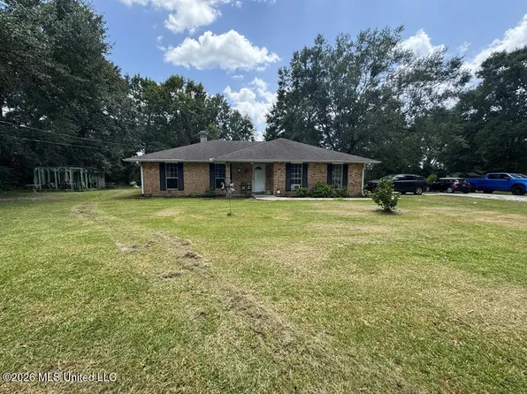 114 Fred Mallett Rd, Carriere, MS 39426