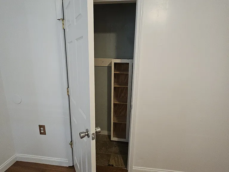 210 S Rankin Rd — Photo 10