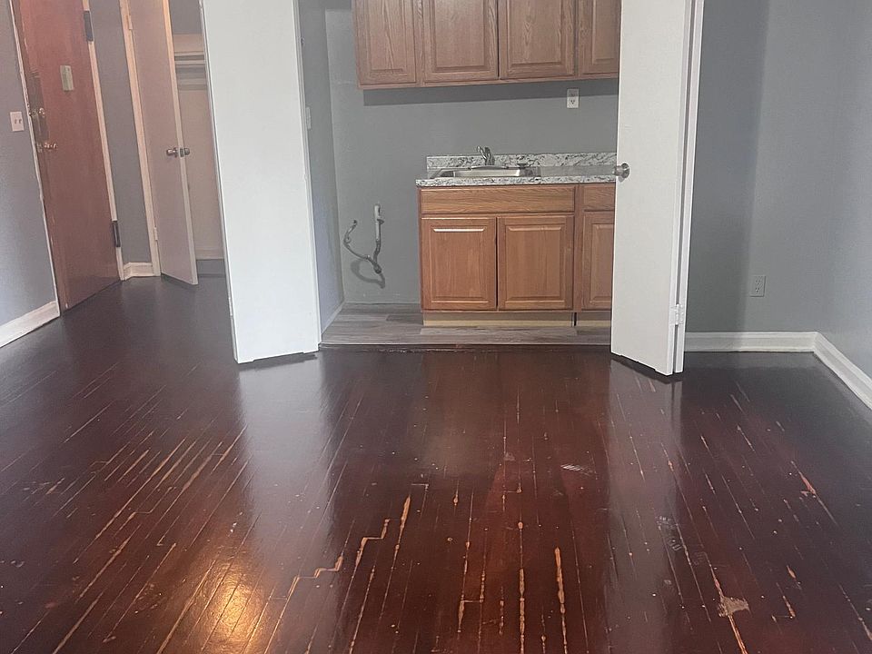 1st image of 425 Mount Prospect Ave APT 315