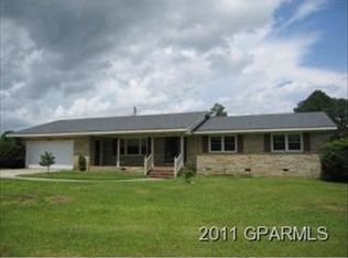 305 Hampton Dr, Plymouth, NC 27962