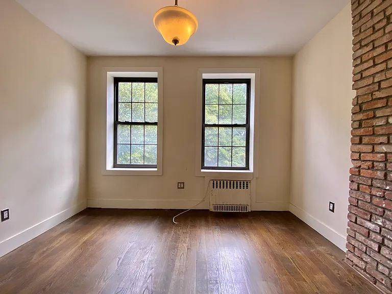 171 Starr St #3L — Photo 3