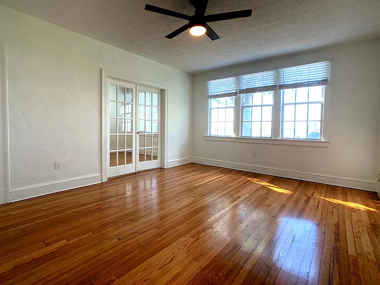 830 Lasalle St #3 — Photo 8