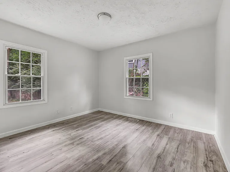 1010 Ridgecrest Dr — Photo 19