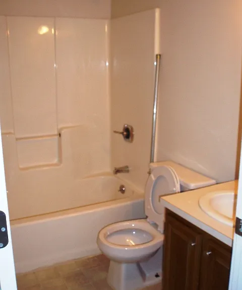 340 Country Club Rd #223 — Photo 10