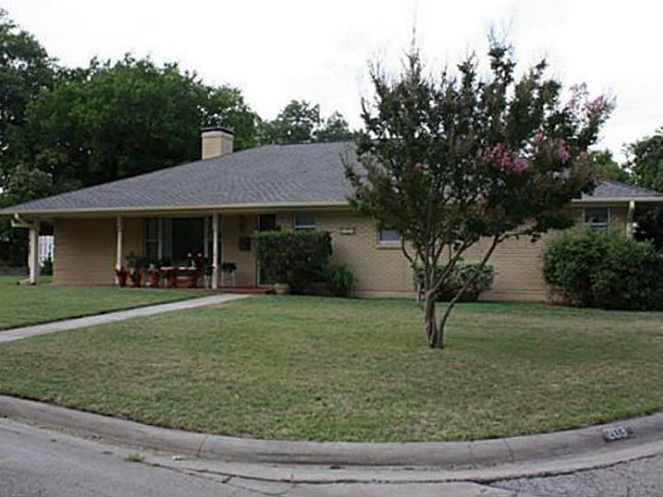 1st image of 203 Melody Ln