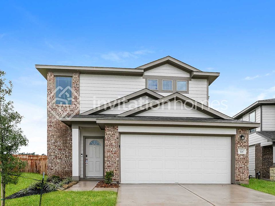 1st image of 5628 Poinsettia Pl