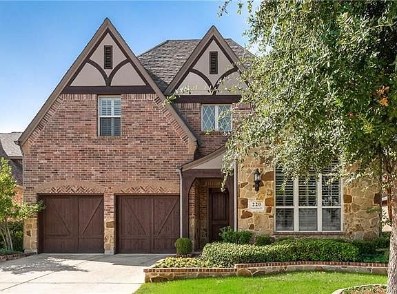 2nd image of 220 Guadalupe Dr