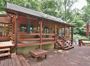 35 Muley Hollow Ln, Hendersonville, NC 28792