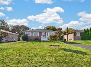32 Linton Ave, Ajax, ON L1T2X6