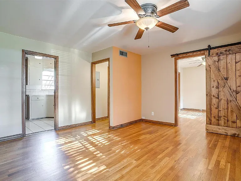 604 Monticello Dr #103 — Photo 4