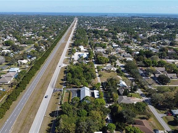 2nd image of 925 Sebastian Blvd
