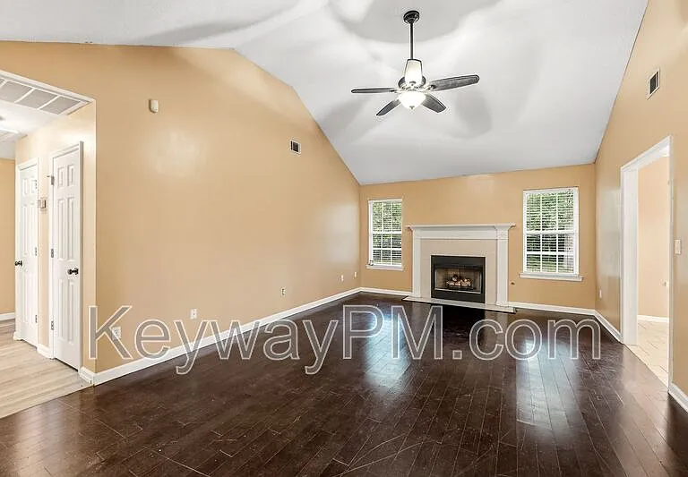 3013 Heron Ct — Photo 5