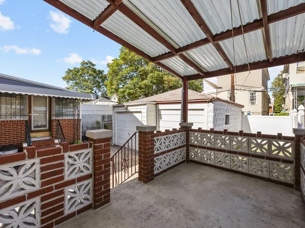 2229 East 38th Street image 10 of 33