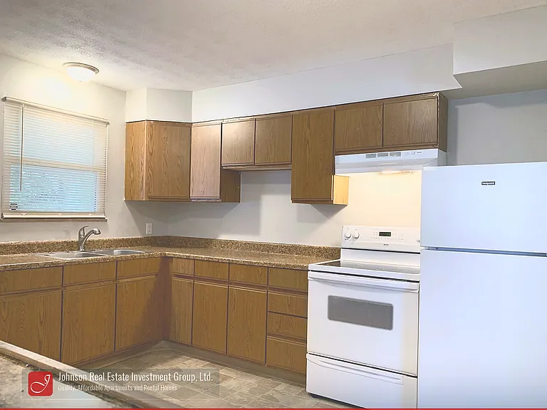 1095 Parma Ave — Photo 6
