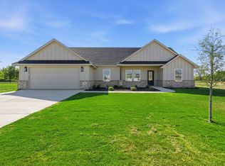 252 Yawney Dr, Lipan, TX 76462