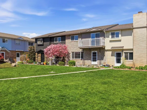 100 N 56th Ave APT 19, Yakima, WA 98908