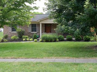 3131 Royal Windsor Dr, Edgewood, KY 41017