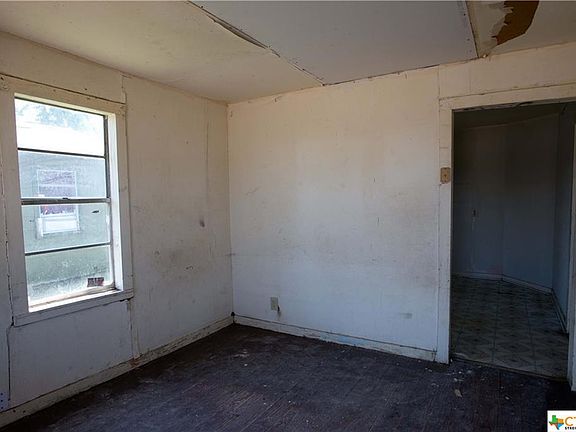 2nd image of 2809 Port Lavaca Dr