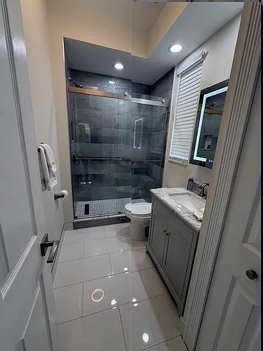 21230 Falls Ridge Way Photo 1