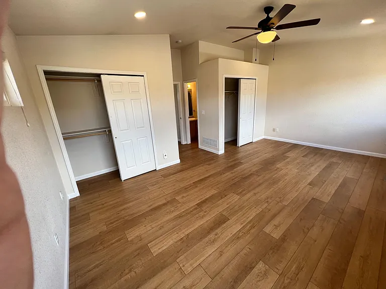 2070 Gonzaga Point — Photo 13