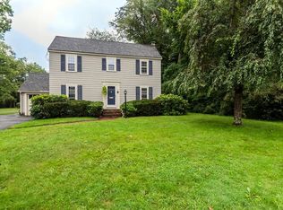 4 Tavern Rd, North Andover, MA 01845