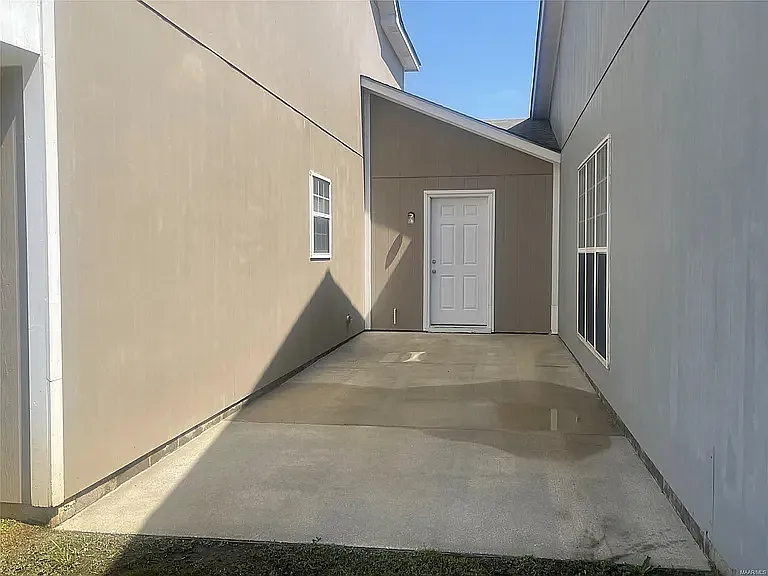 208 Wakefield Way — Photo 13