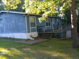 3274 Oak Grove Cir, Flemington, MO 65650