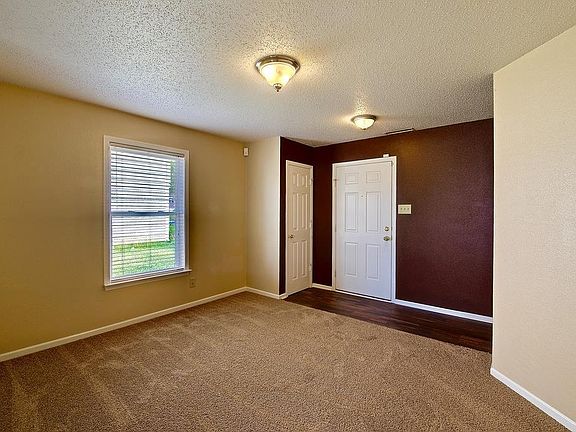 5th image of 5528 Grassy Bank Dr