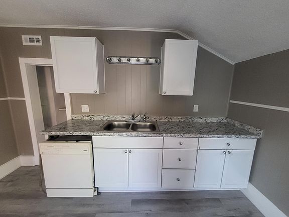 5th image of 1001 5th Ave APT A