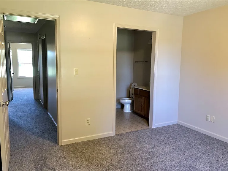 5869 Julien Rd — Photo 7
