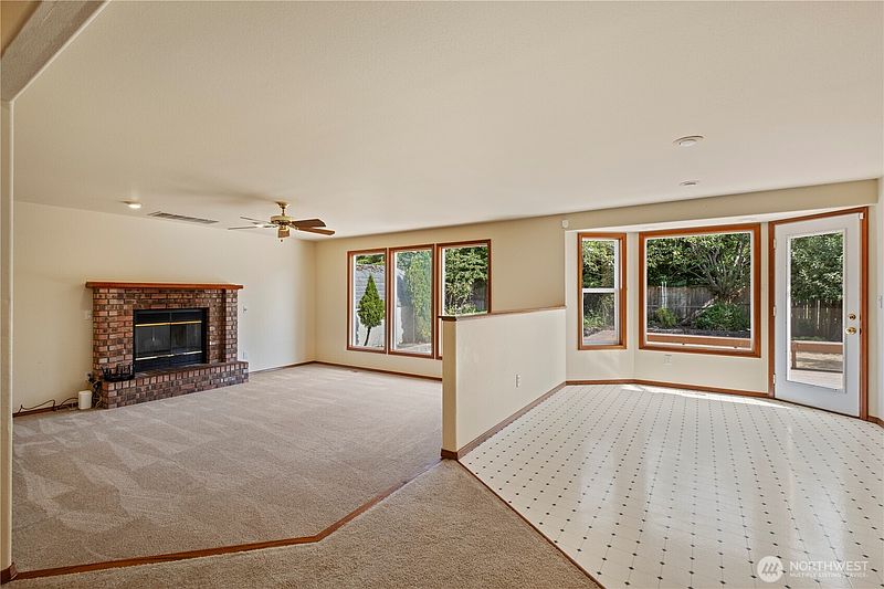 2nd image of 544 SW Muzzall Street