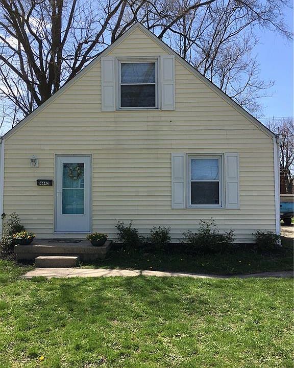1st image of 4442 N Primrose Ave