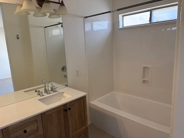 3812 W Fallen Leaf Ln — Photo 7