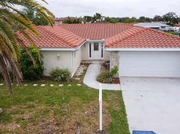 9830 San Sierra Way, Port Richey, FL 34668