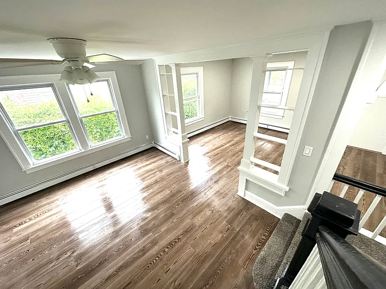 Maple Ave — Photo 11
