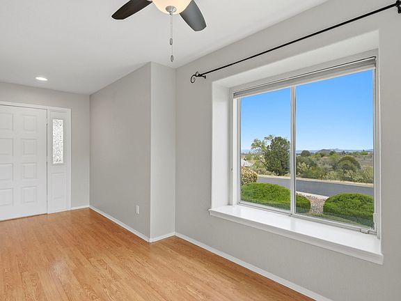 5th image of 3150 Cascades Ct #15D