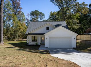 717 Moores Pond Rd, Youngsville, NC 27596