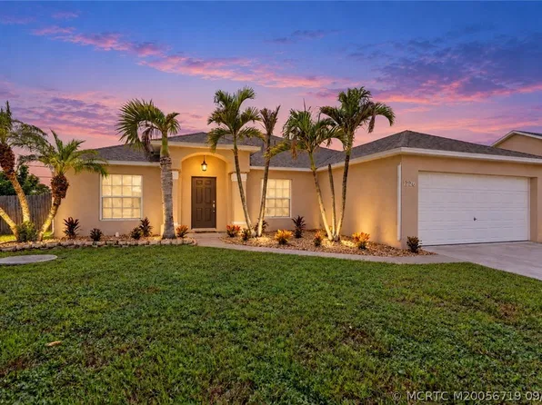 1726 SW Hampshire Ln, Port Saint Lucie, FL 34953