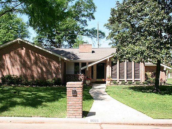 2nd image of 8015 17th Green Dr
