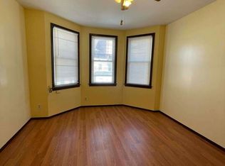 64-20 65th Ln FLOOR 2, Middle Village, NY 11379