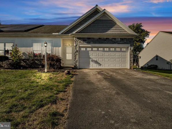 3606 Kortni Dr, Dover, PA 17315