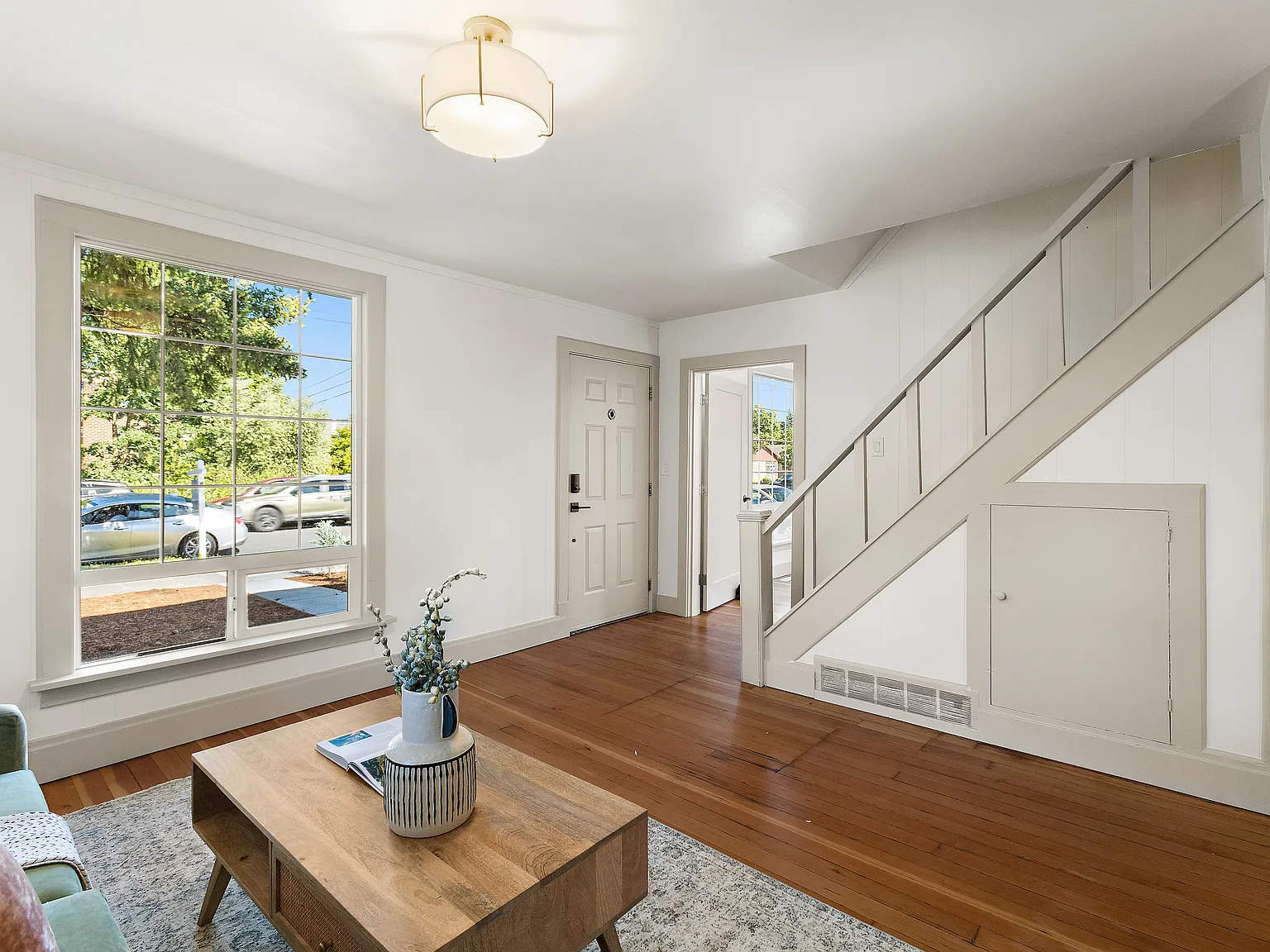 3 bed, 1480 sqft, $3,250 — Photo 3