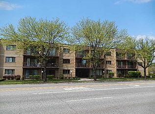 10002 S Pulaski Rd APT 204, Oak Lawn, IL 60453