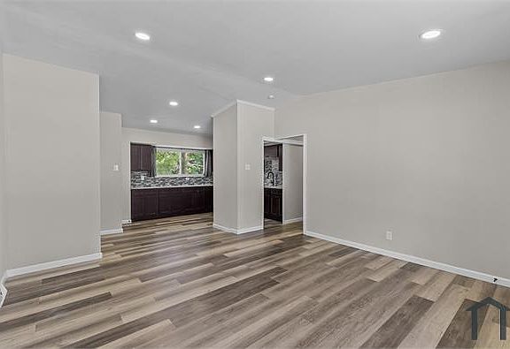 3rd image of 507 Dornoch Dr