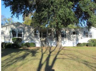31 Eustis Landing Rd, Beaufort, SC 29907