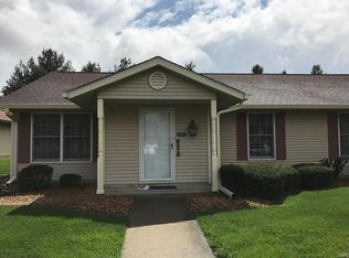 1327 Normandy Dr, Godfrey, IL