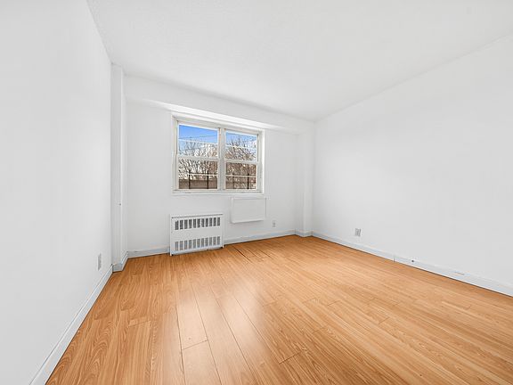 4th image of 47-50 59th St #4H