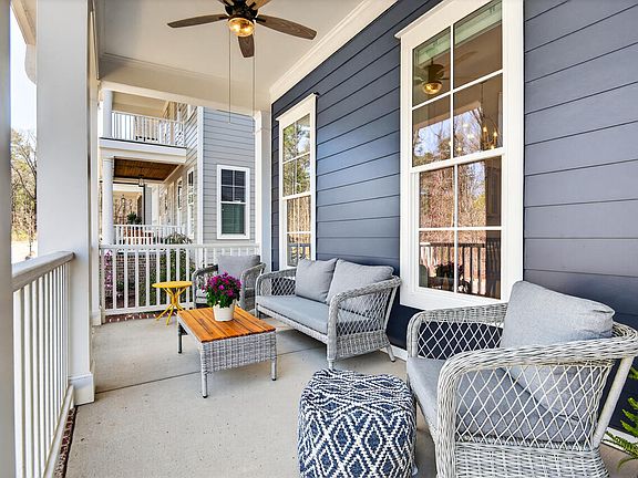 4th image of 1009 Terrabella Way