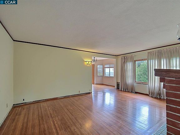 5th image of 6449 Mokelumne Ave